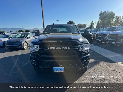 Used 2024 RAM 2500 Big Horn w/ Sport Appearance Package AWD/4WD image 9