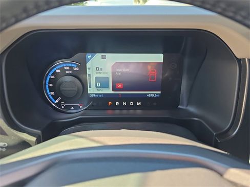 Used 2022 Ford Bronco Wildtrak image 18