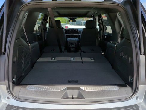 New 2026 Chevrolet Tahoe Z71 w/ Comfort Package AWD/4WD image 41
