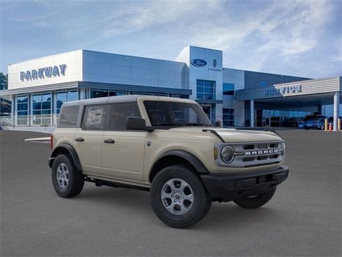 New 2025 Ford Bronco Big Bend image 7