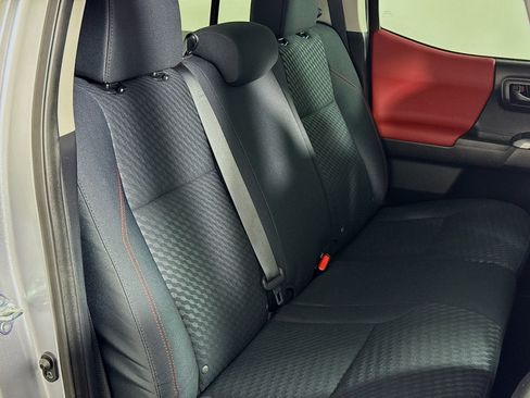 Used 2021 Toyota Tacoma SR5 image 39