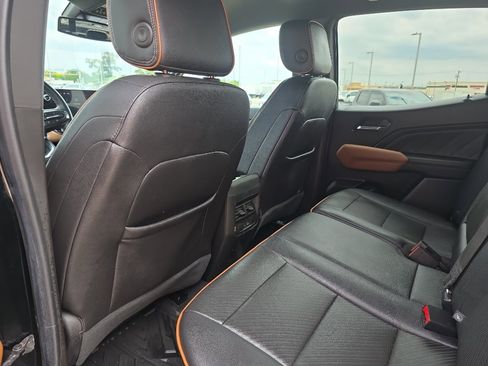 Used 2023 GMC Canyon AT4 w/ AT4 Premium Package AWD/4WD image 14