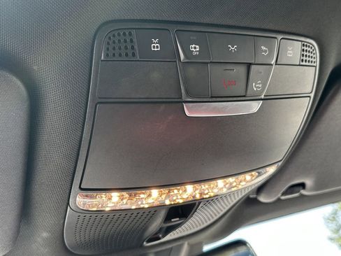 Certified 2022 Mercedes-Benz GLC 300 image 32