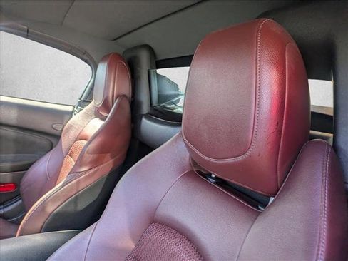 Used 2017 Nissan 370Z Touring Sport image 4