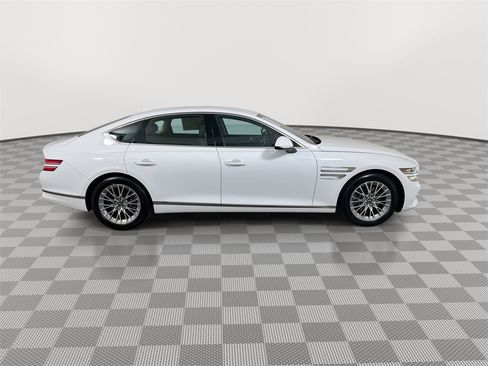 Used 2024 Genesis G80 2.5T image 9