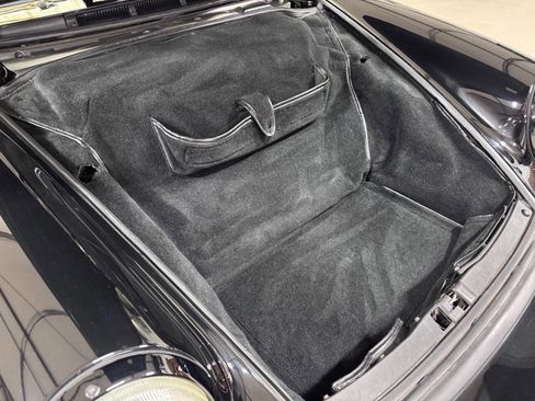 Used 1991 Porsche 911 Carrera image 28