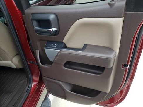 Used 2017 Chevrolet Silverado 1500 LTZ Z71 w/ LTZ Plus Package image 19