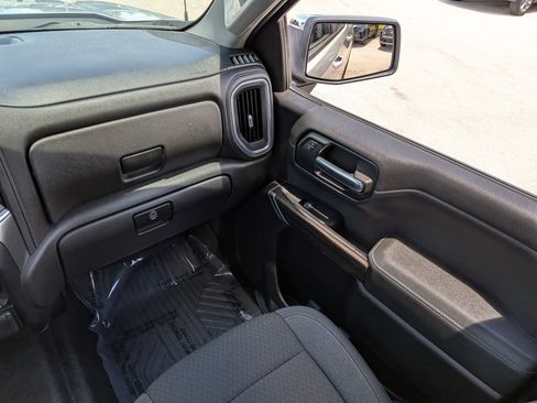 Used 2020 Chevrolet Silverado 1500 LT w/ All-Star Edition AWD/4WD image 18