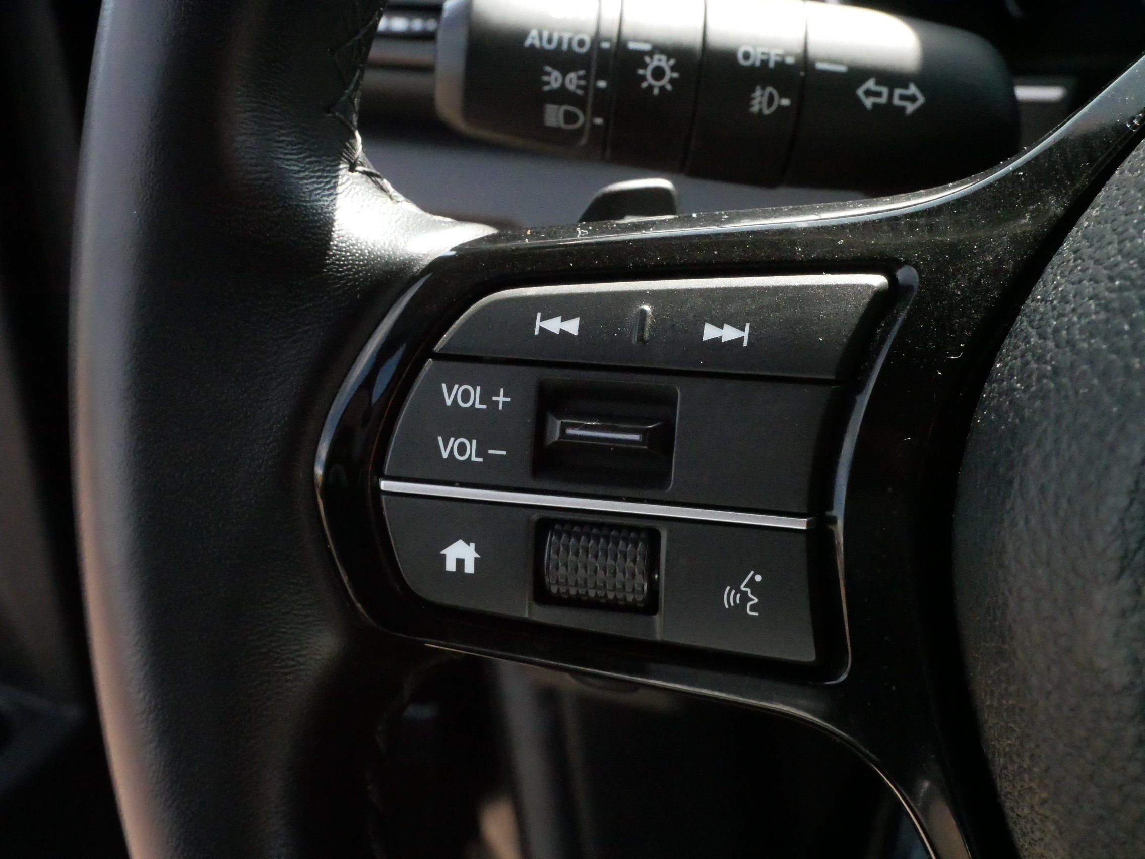 Certified 2025 Honda Pilot EX-L image 27