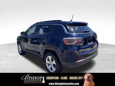 Used 2018 Jeep Compass Latitude w/ Popular Equipment Group AWD/4WD image 10