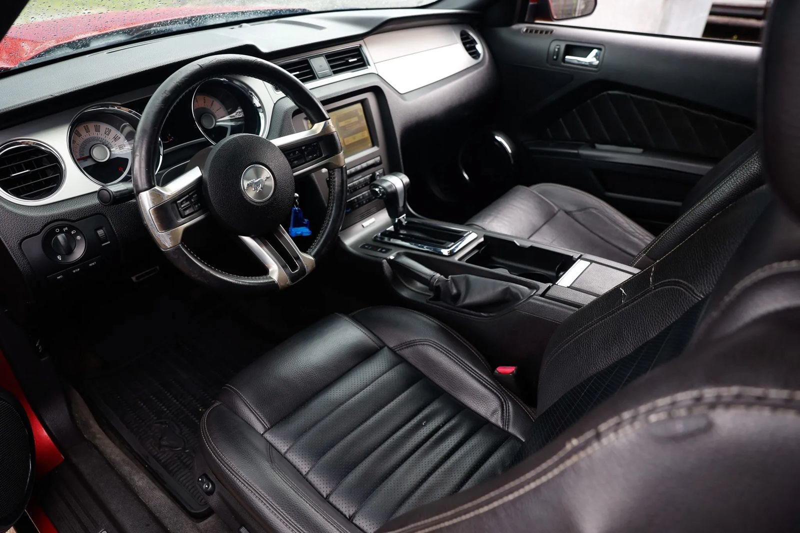 Used 2012 Ford Mustang Premium w/ Electronics Pkg RWD image 18