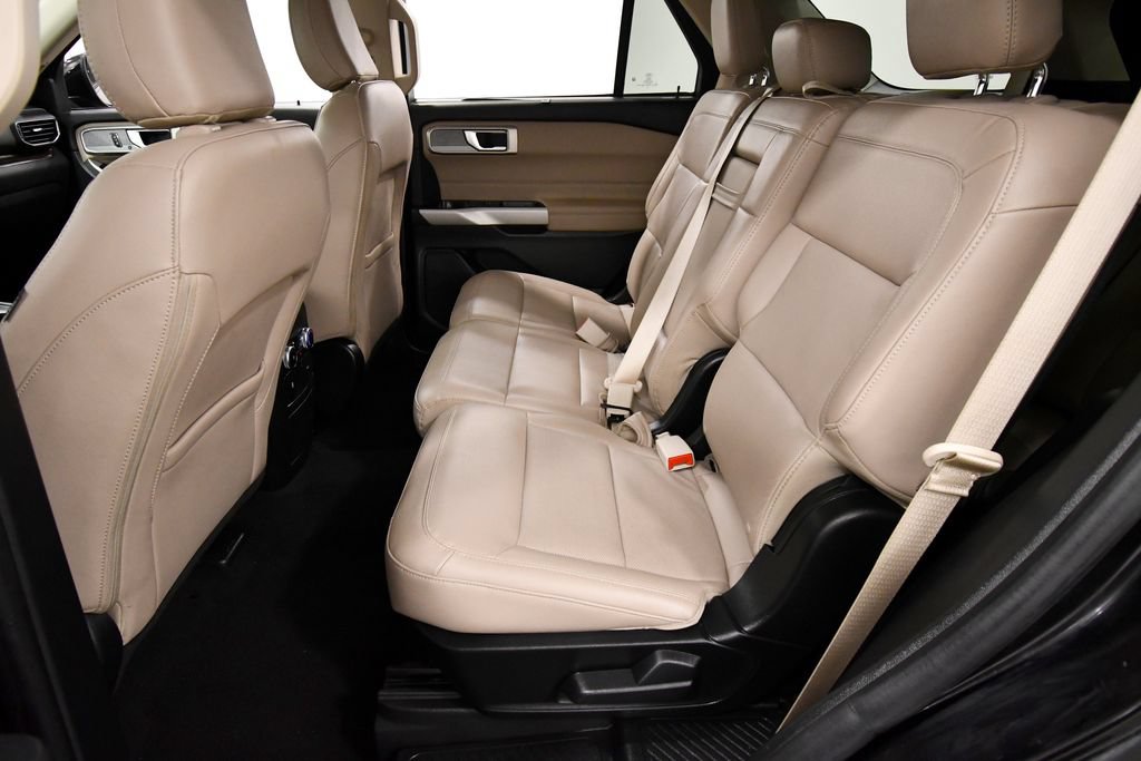 Used 2024 Ford Explorer Limited AWD/4WD image 15