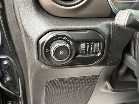 Used 2021 Jeep Wrangler Unlimited Sport AWD/4WD image 17