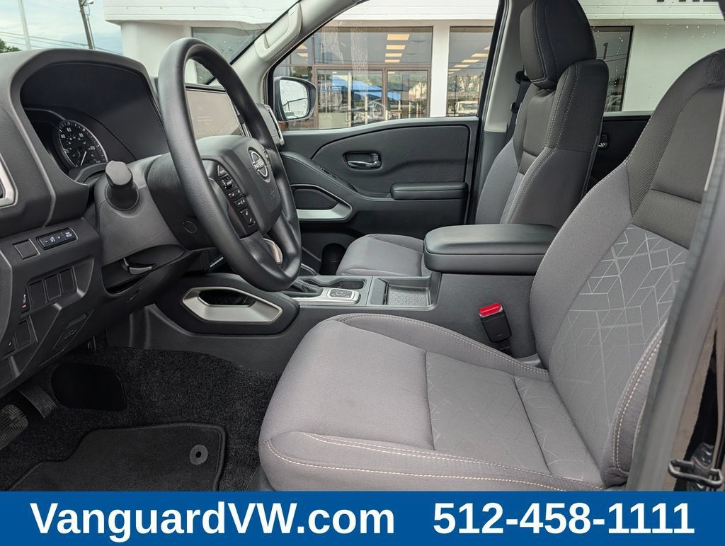 Used 2026 Nissan Frontier SV AWD/4WD image 25