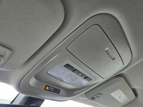 Used 2018 Chevrolet Colorado Z71 image 16