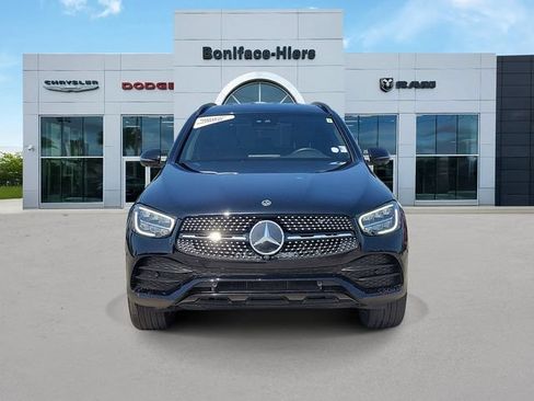 Used 2022 Mercedes-Benz GLC 300 image 2