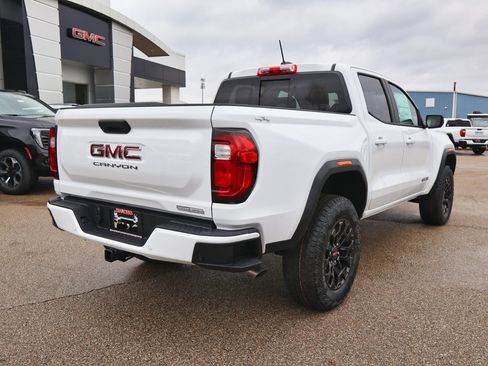 New 2026 GMC Canyon Elevation w/ Convenience Package image 3