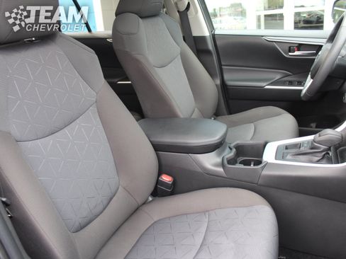 Used 2023 Toyota RAV4 XLE w/ Convenience Package AWD/4WD image 28