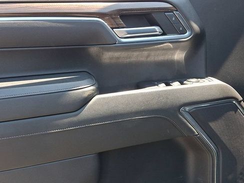 Used 2023 Chevrolet Silverado 1500 LT AWD/4WD image 23