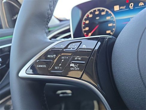 New 2026 Mercedes-Benz E 350 4MATIC Sedan image 17