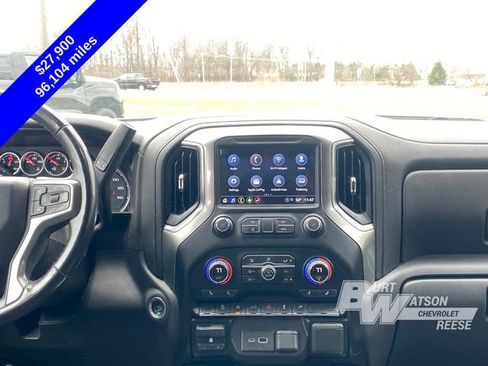 Used 2021 Chevrolet Silverado 1500 RST w/ Convenience Package II image 16