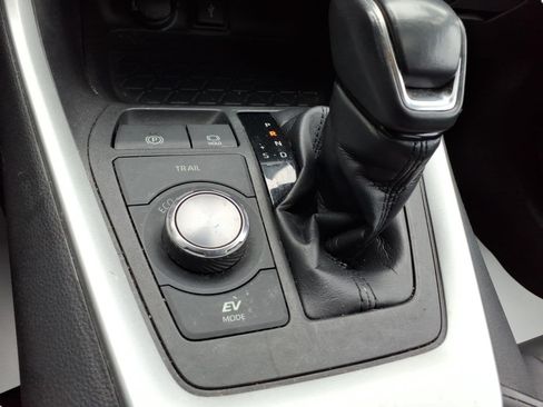 Used 2021 Toyota RAV4 XSE AWD/4WD image 20