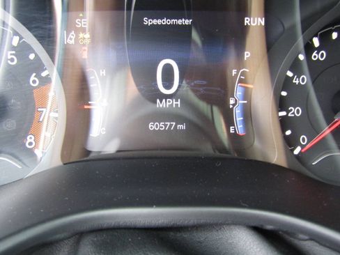 Used 2024 Jeep Compass Latitude AWD/4WD image 22