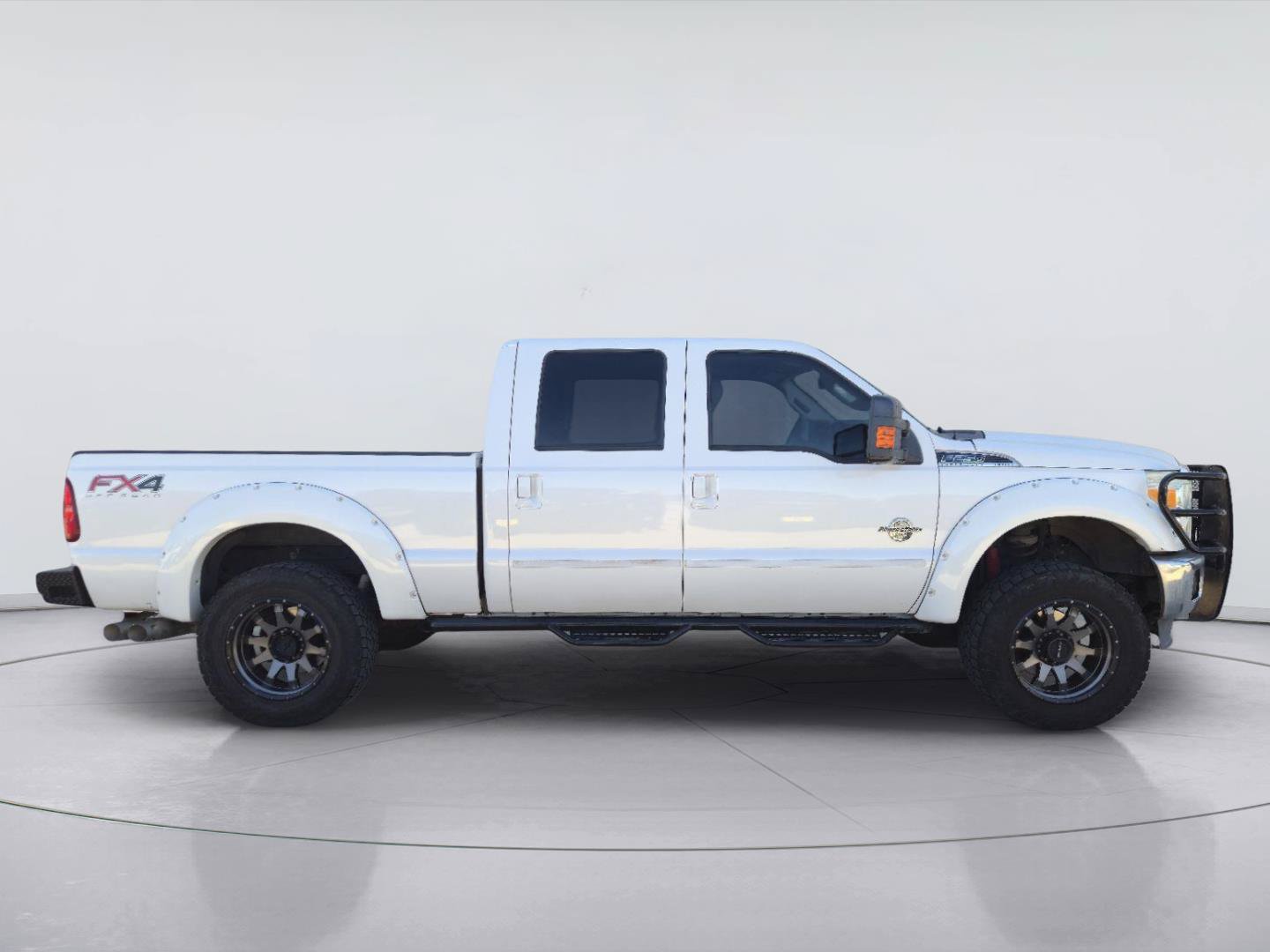 Used 2016 Ford F250 Lariat w/ Lariat Ultimate Package AWD/4WD image 6