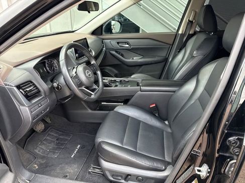 Certified 2022 Nissan Rogue SV w/ SV Premium Package FWD image 10