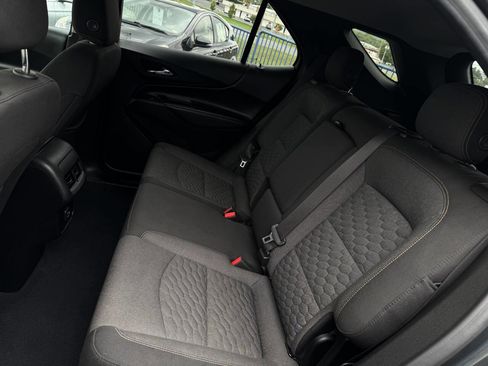 Used 2020 Chevrolet Equinox LT image 9