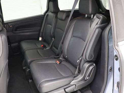 Used 2025 Honda Odyssey Sport-L image 11