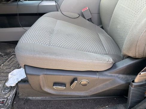 Used 2016 Ford F150 XLT w/ Equipment Group 302A Luxury image 5