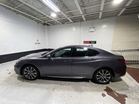 Used 2018 Acura TLX w/ Technology Package FWD image 3