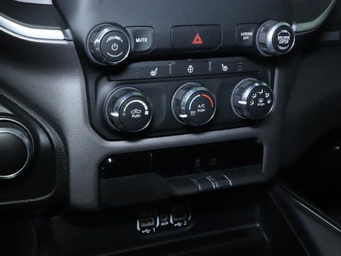 Used 2024 RAM 1500 Big Horn AWD/4WD image 26