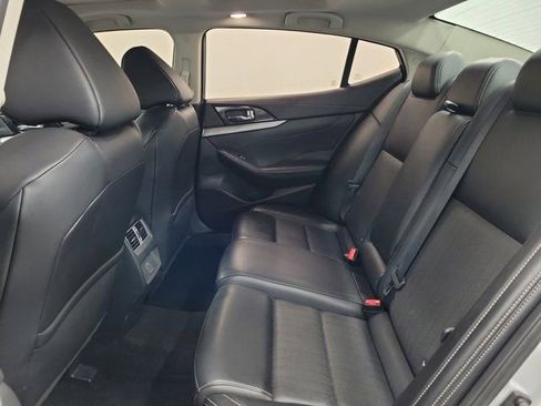 Used 2018 Nissan Maxima 3.5 SL FWD image 12