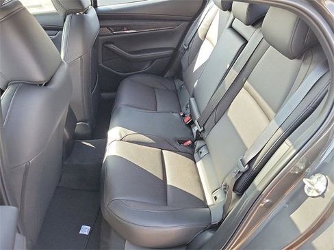 New 2026 MAZDA MAZDA3 2.5 S Hatchback w/ Premium Pkg image 19