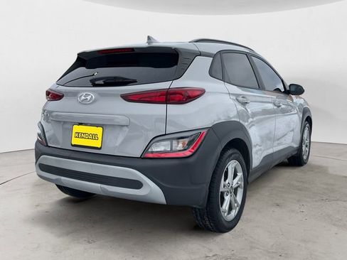 Used 2022 Hyundai Kona SEL image 5