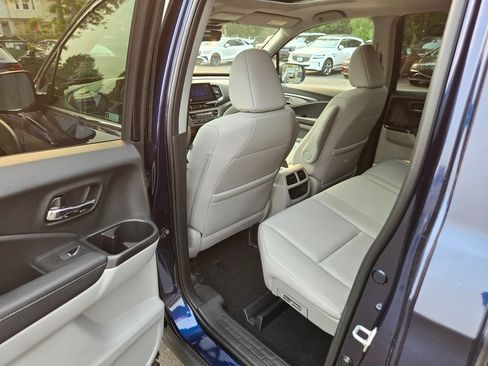 Used 2023 Honda Ridgeline RTL image 16
