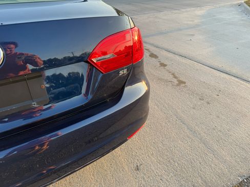 Used 2014 Volkswagen Jetta SE image 8