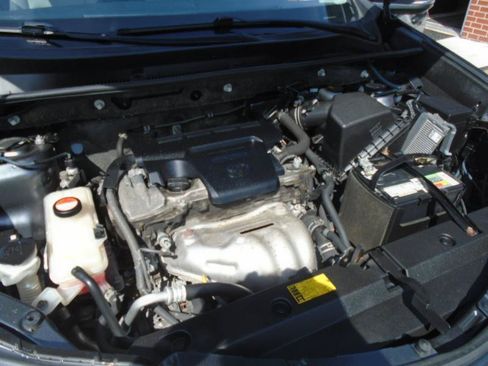 Used 2014 Toyota RAV4 XLE AWD/4WD image 17