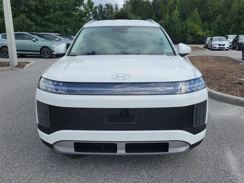 New 2026 Hyundai Ioniq 9 SE image 8