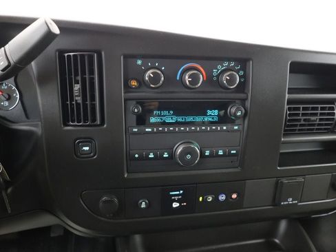 Used 2024 Chevrolet Express 3500 LS RWD image 13
