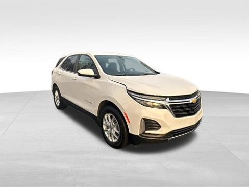 Used 2024 Chevrolet Equinox LT image 29