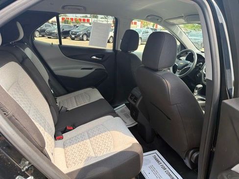 Used 2024 Chevrolet Equinox LS FWD image 18