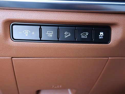 Used 2025 Kia Telluride SX X-Line AWD/4WD image 19
