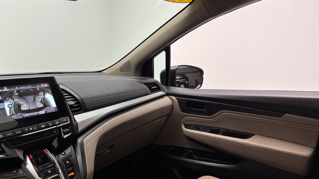 Used 2019 Honda Odyssey Touring image 23
