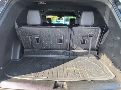 Certified 2023 Chevrolet Traverse LT w/ LPO, Floor Liner Package image 30
