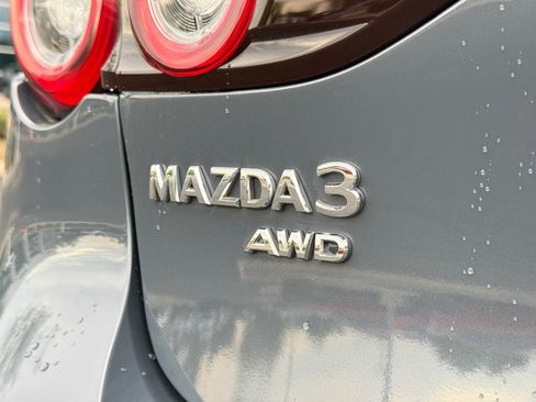 Used 2024 MAZDA MAZDA3 s image 30
