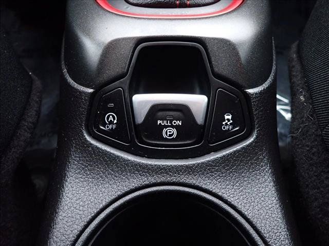 Used 2018 Jeep Compass Trailhawk w/ Leather Interior Group AWD/4WD image 23
