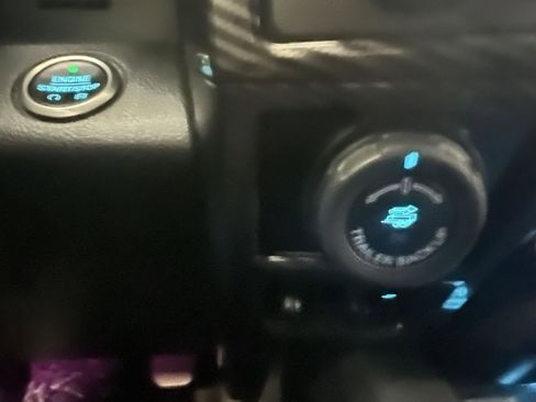 Used 2017 Ford F150 Raptor w/ Equipment Group 802A Luxury image 25